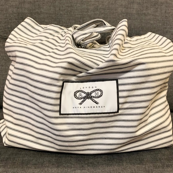 Anya Hindmarch Sliver Shirly Satchel - Picture 9 of 10